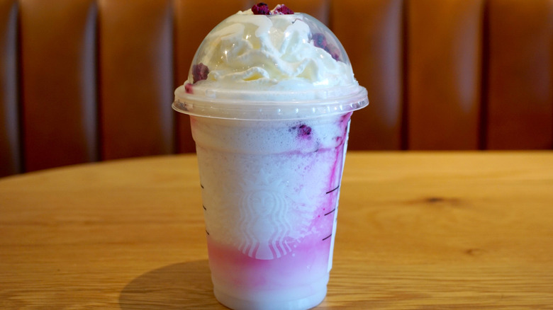 Dragonfruit Frappuccino Starbucks purple