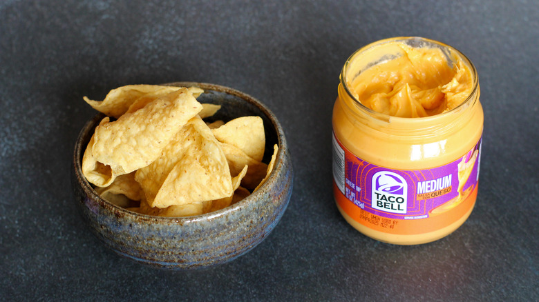 Taco Bell queso with chips