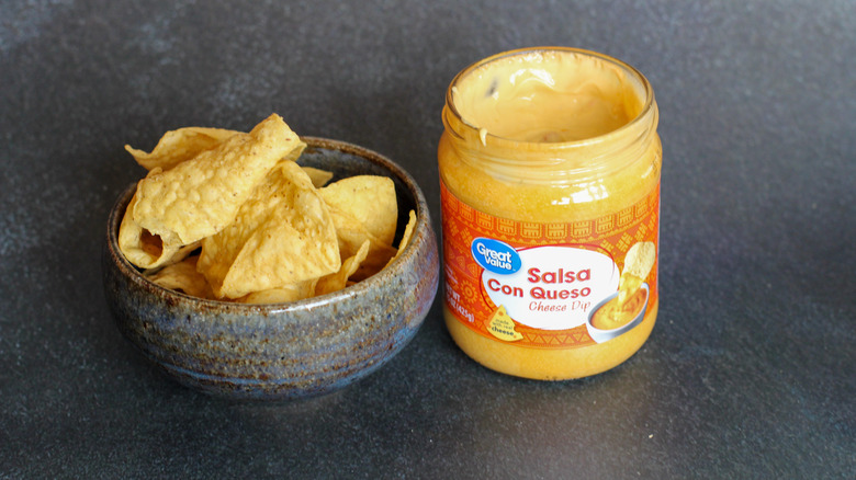 Great Value salsa con queso