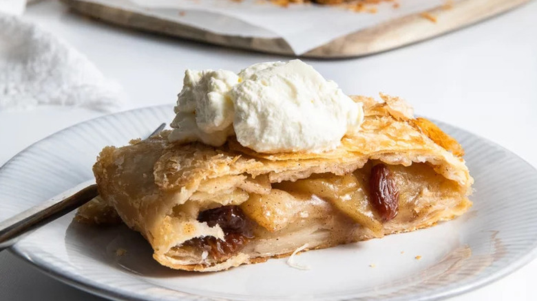 Simple Apple Strudel