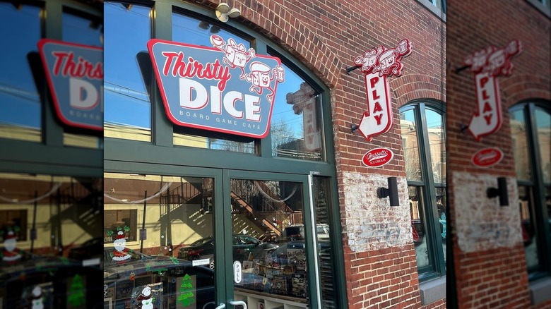 outside of Thirsty Dice