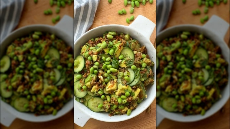 Crispy rice salad with cucumber and edamame