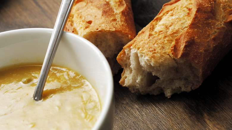 Baguette and a bowl of soup 