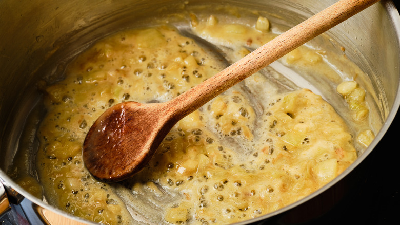 Roux for thickening stroganoff