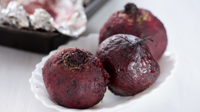 Varying sized beets 