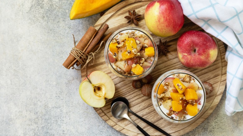 Granola apple parfaits in jars