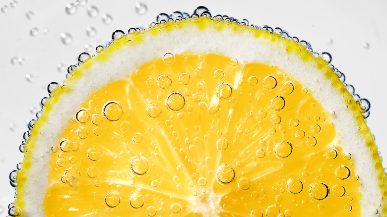 Fruit and carbonation