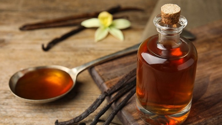 homemade vanilla extract