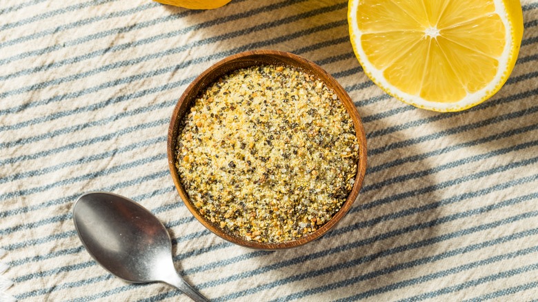 Aerial shot of lemon pepper seasoning in a bowl