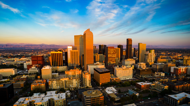 Denver skyline with mountains