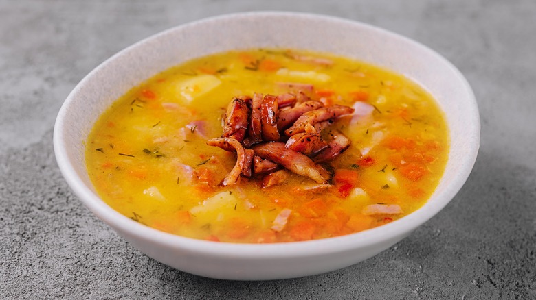 italian soup with bacon bits 