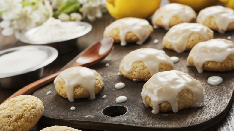 glaze on cookies on table