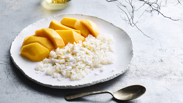 Mango sticky rice