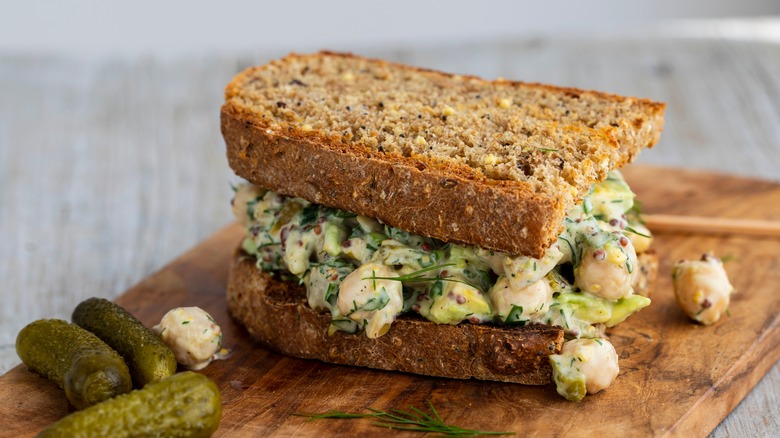 Chickpea salad sandwich 