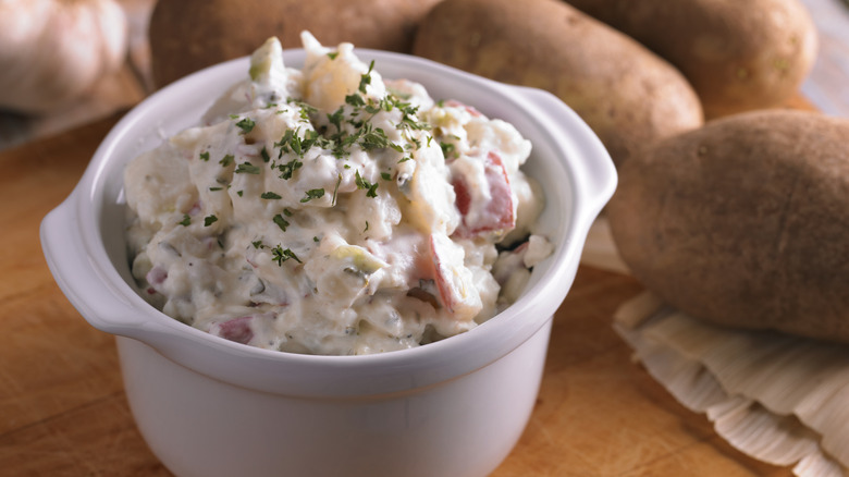 Creamy potato salad