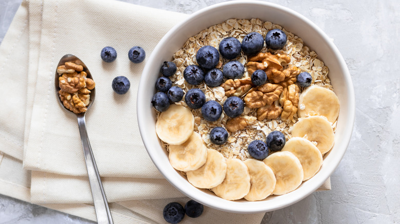 Oatmeal and fruit