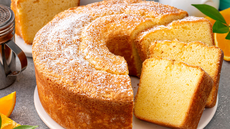 Sliced pound cake