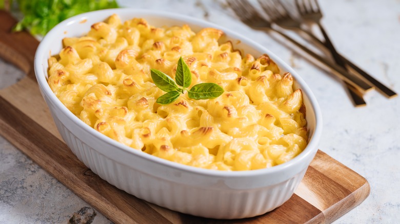 Baked mac and cheese