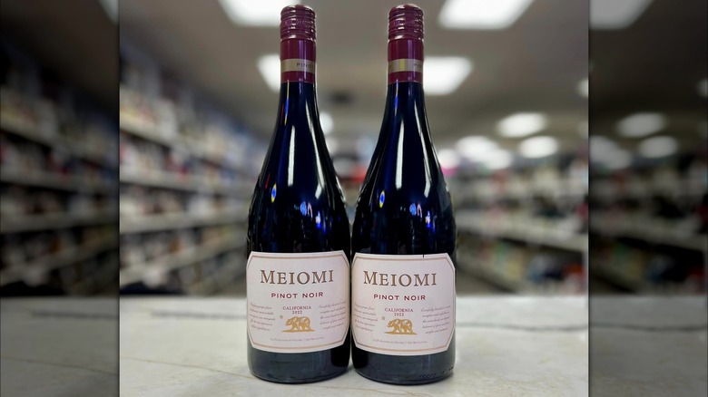 Meiomi Pinot Noir bottles