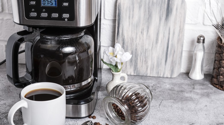 electric drip coffee maker