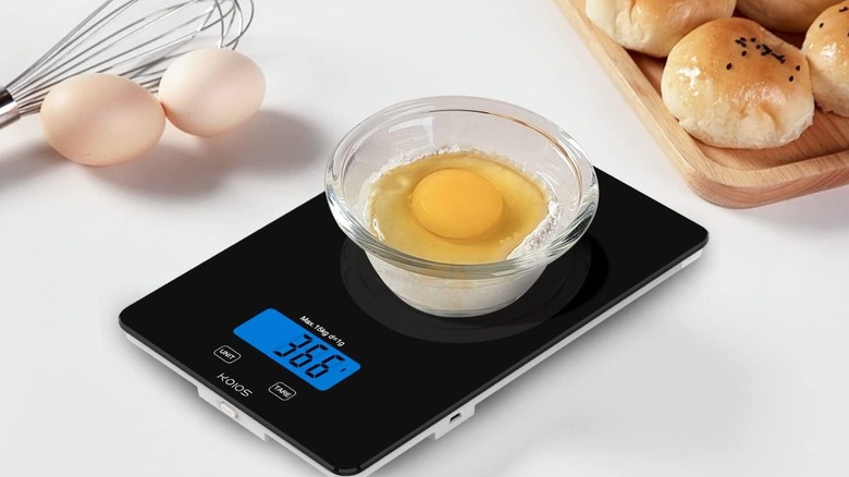 Weighing an egg on a Koios digital kitchen scale