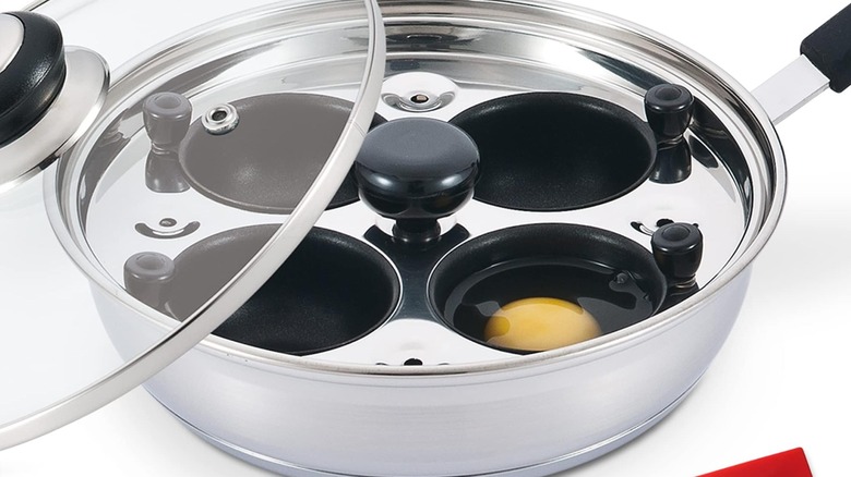 Eggsentials Poached Egg Maker, 4-cup version