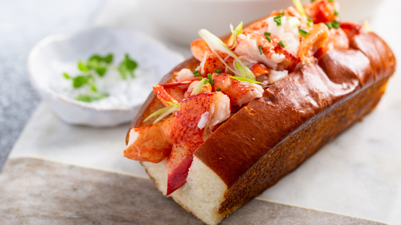 Kewpie lobster roll