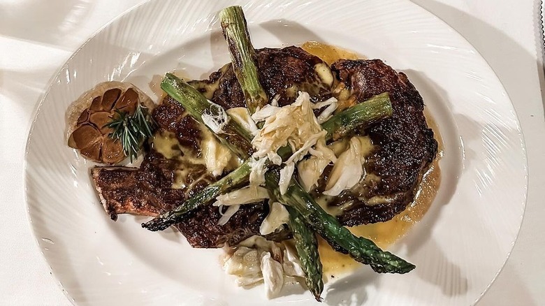 steak with crab and asparagus