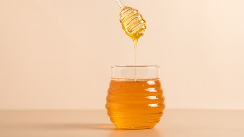 Honey jar and honey stick