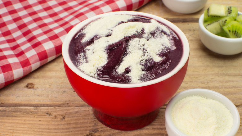 Açaí with powdered milk