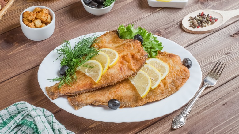 fried flounder filets with lemon