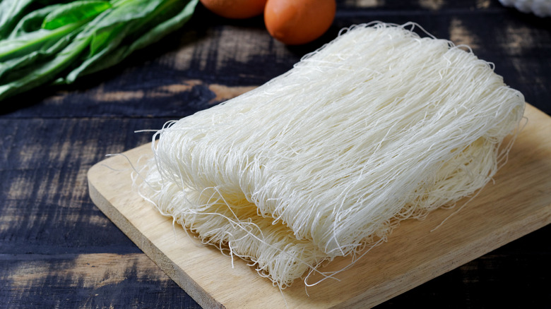 Uncooked thin rice noodles