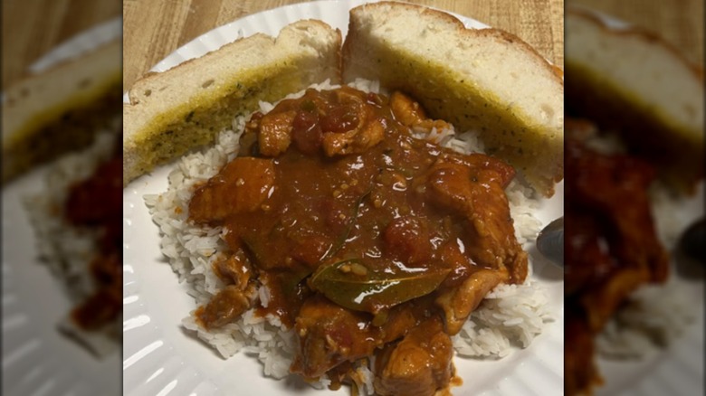 catfish courtboullion with bread