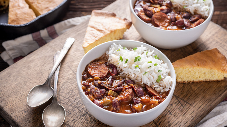 red beans rice with cornbread