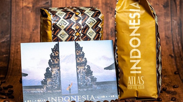 Atlas Coffee bags and postcard