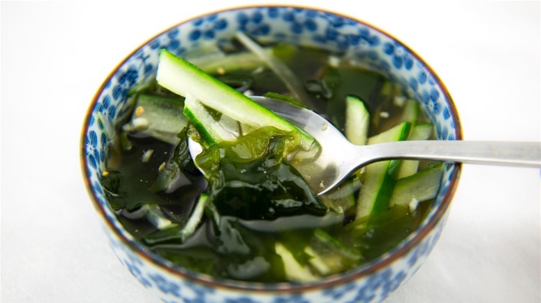 Cold cucumber and seaweed soup