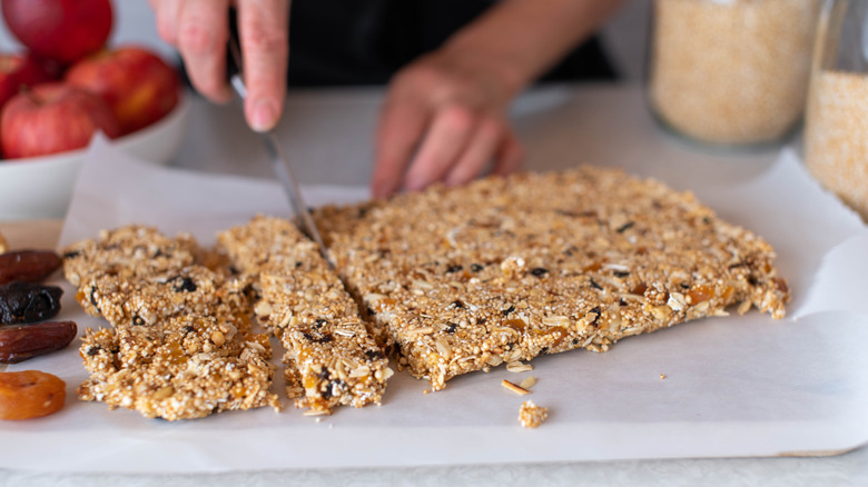 Homemade granola bars