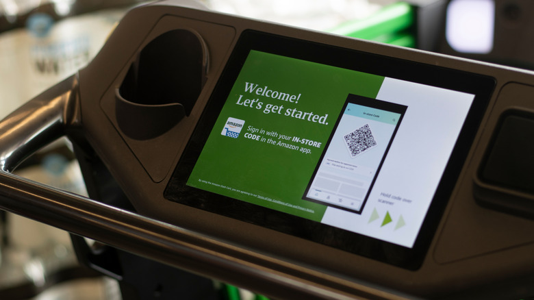 closeup of Amazon Dash Cart screen