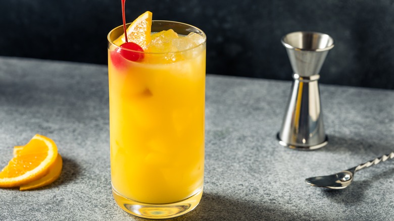 harvey wallbanger cocktail