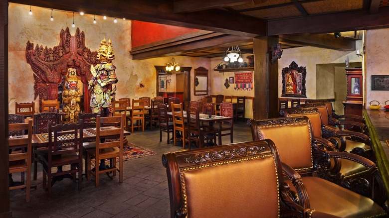 View of the Yak & Yeti dining room in Disney World