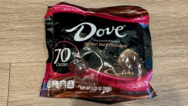 Dove Deeper Dark Chocolate Promises