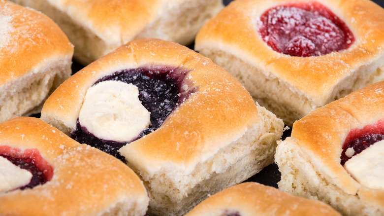 two kinds of kolache pastry