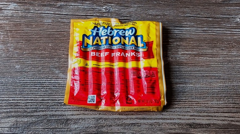 Hebrew National hot dog package