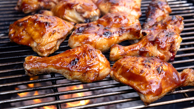 barbecue chicken on the grill