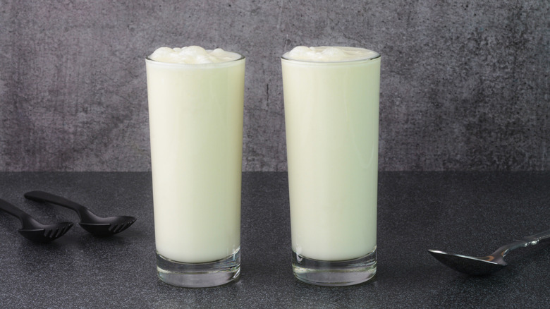 Buttermilk in two glasses