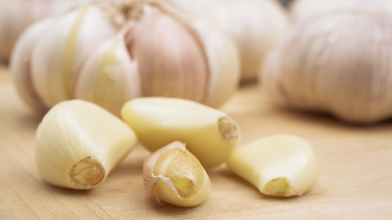 Garlic cloves