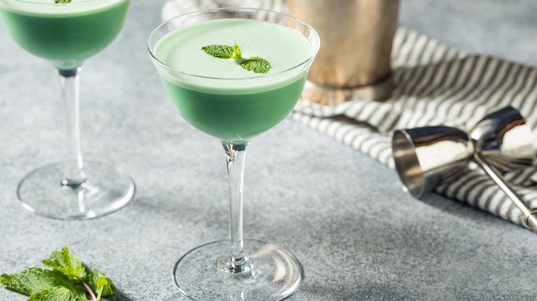 green creme de menthe cocktail