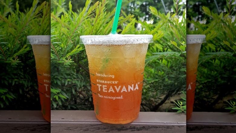 Iced Shaken Honey Ruby Grapefruit Black Tea