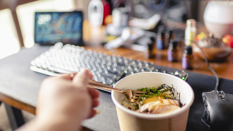 Takeout ramen in container