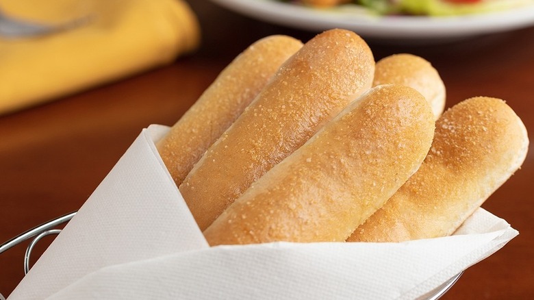 Olive Garden breadsticks